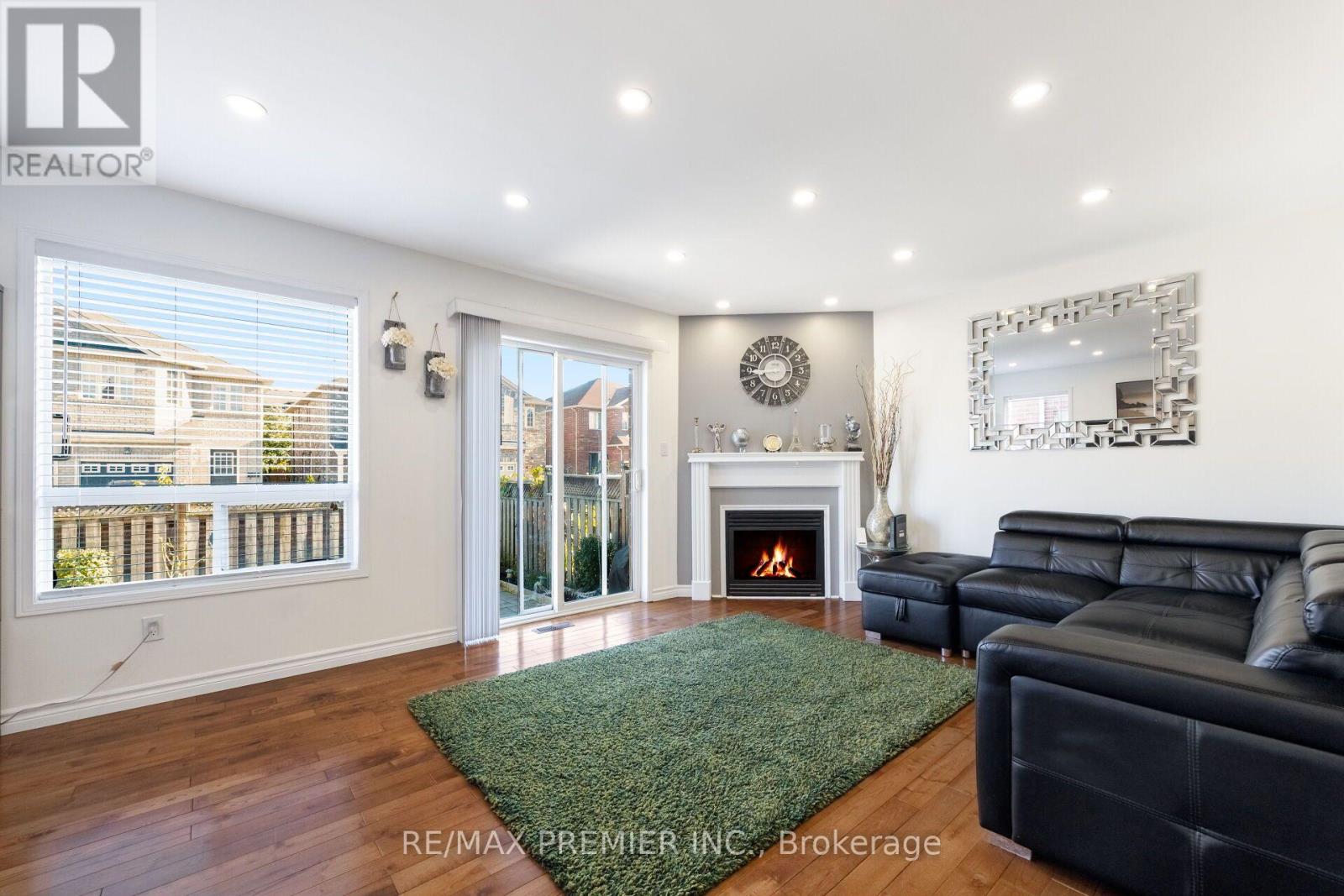 1268 Newell Street, Milton, ON photo 13