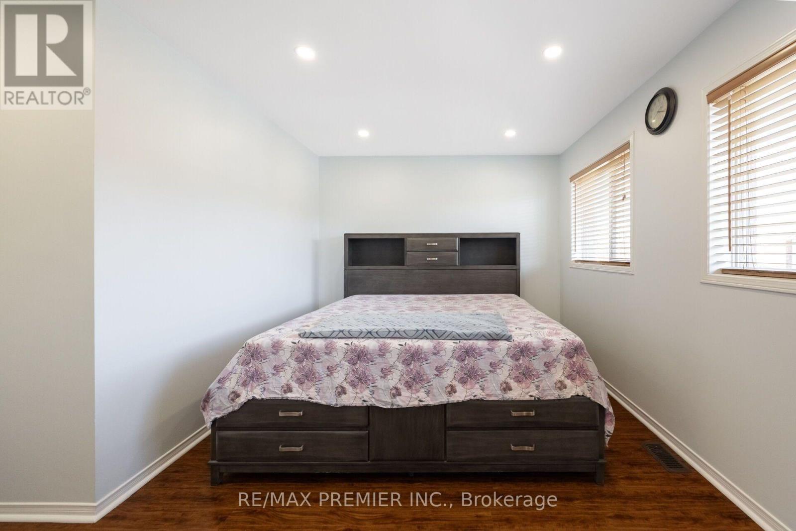 1268 Newell Street, Milton, ON photo 21