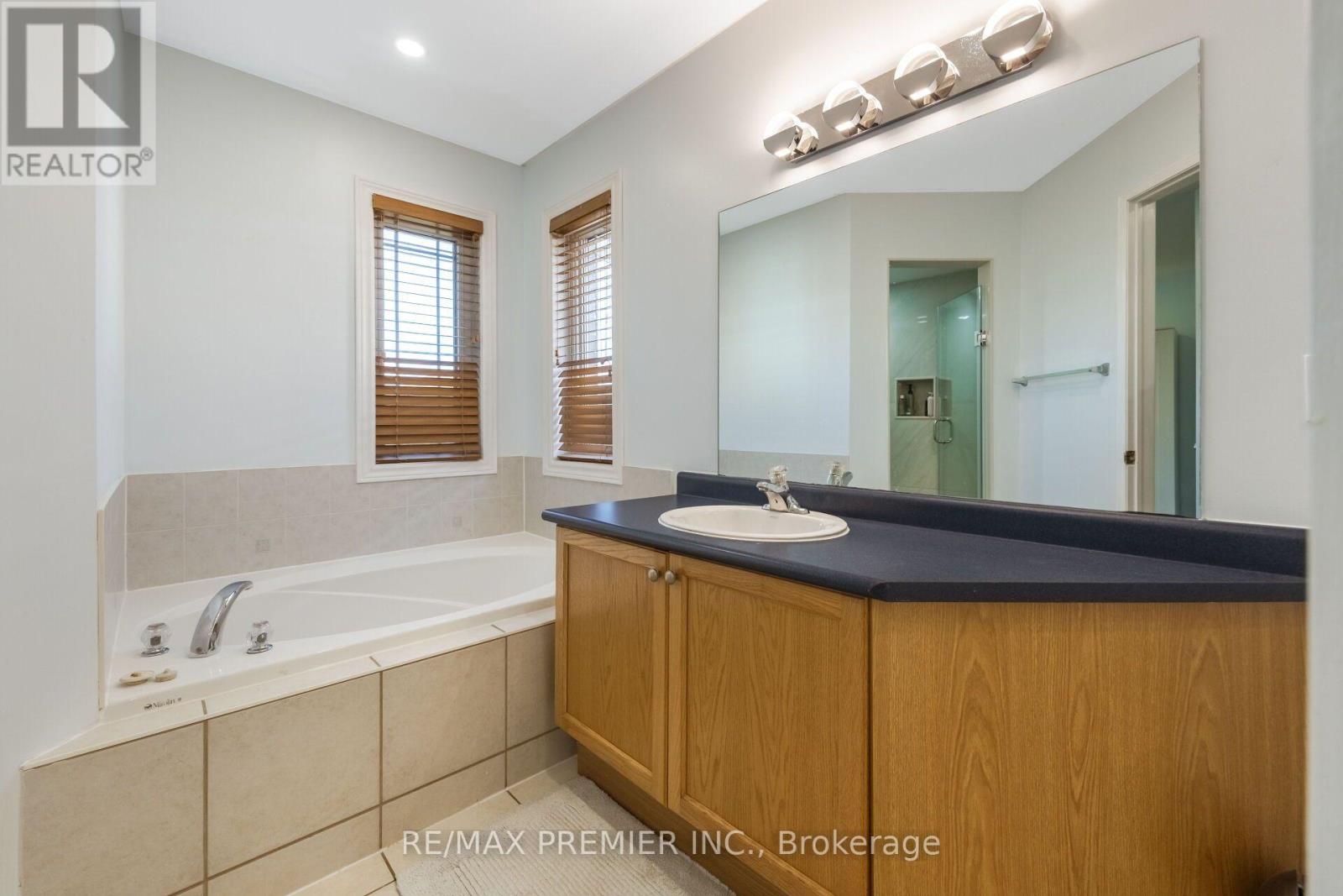 1268 Newell Street, Milton, ON photo 29