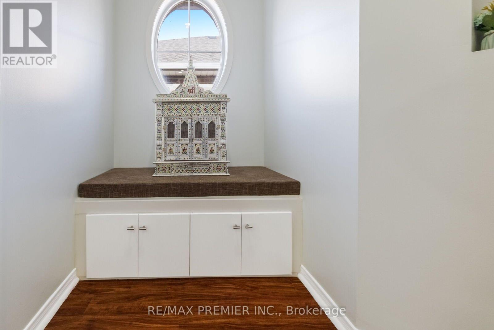 1268 Newell Street, Milton, ON photo 37