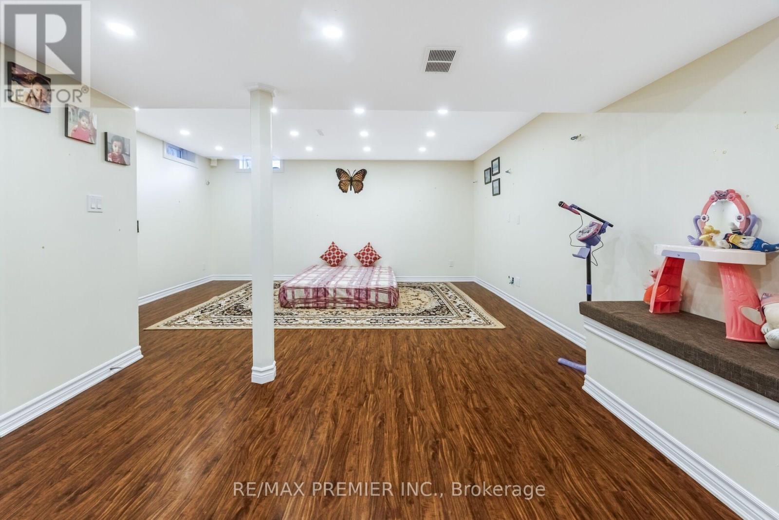 1268 Newell Street, Milton, ON photo 41