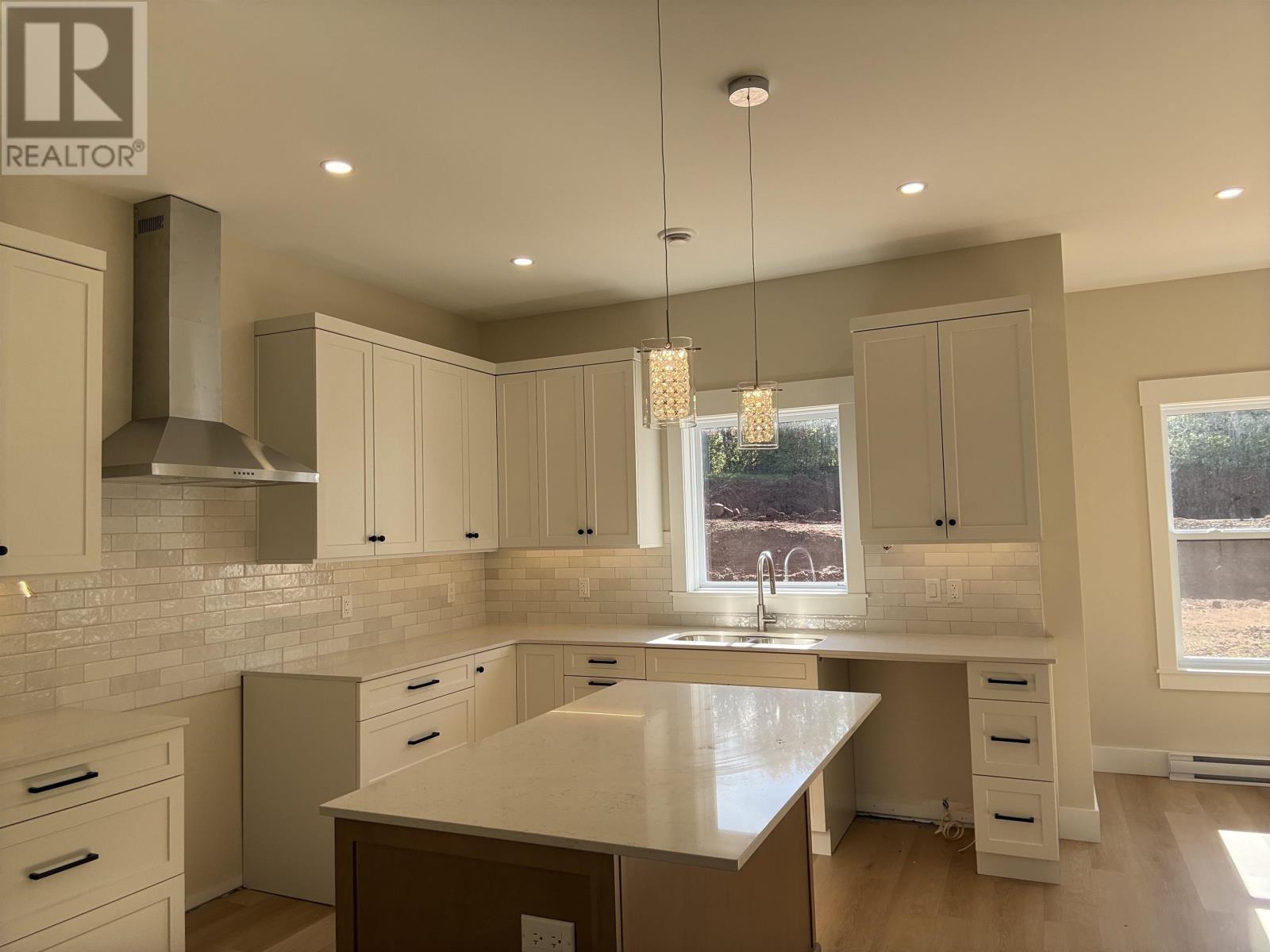 37 Pope Avenue - 5