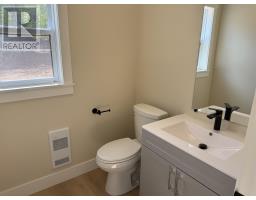 Bath (# pieces 1-6) - 37 Pope Avenue, Sherwood, PE C1A6N3 Photo 9