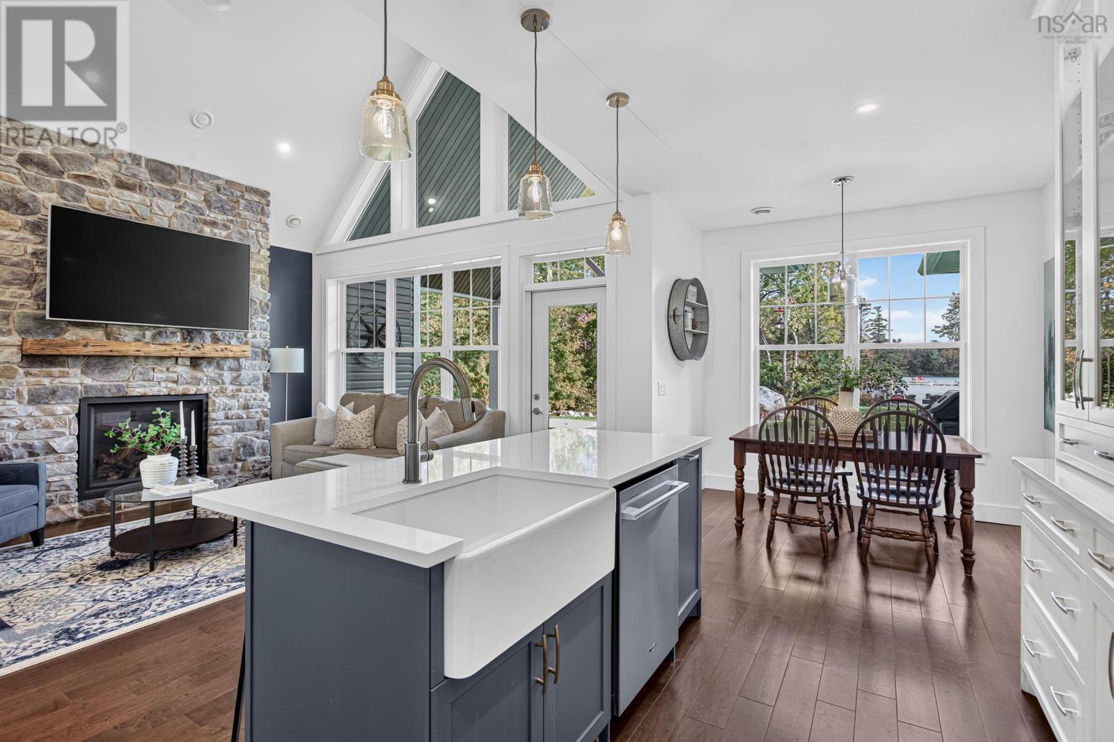 Property 22 of 49 of 40 Duckcove Court