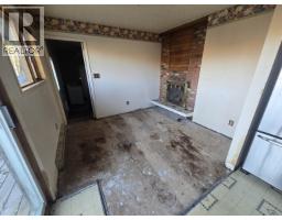 Photo 14 of 32, 5924 W 16 HIGHWAY · Prince George, BC