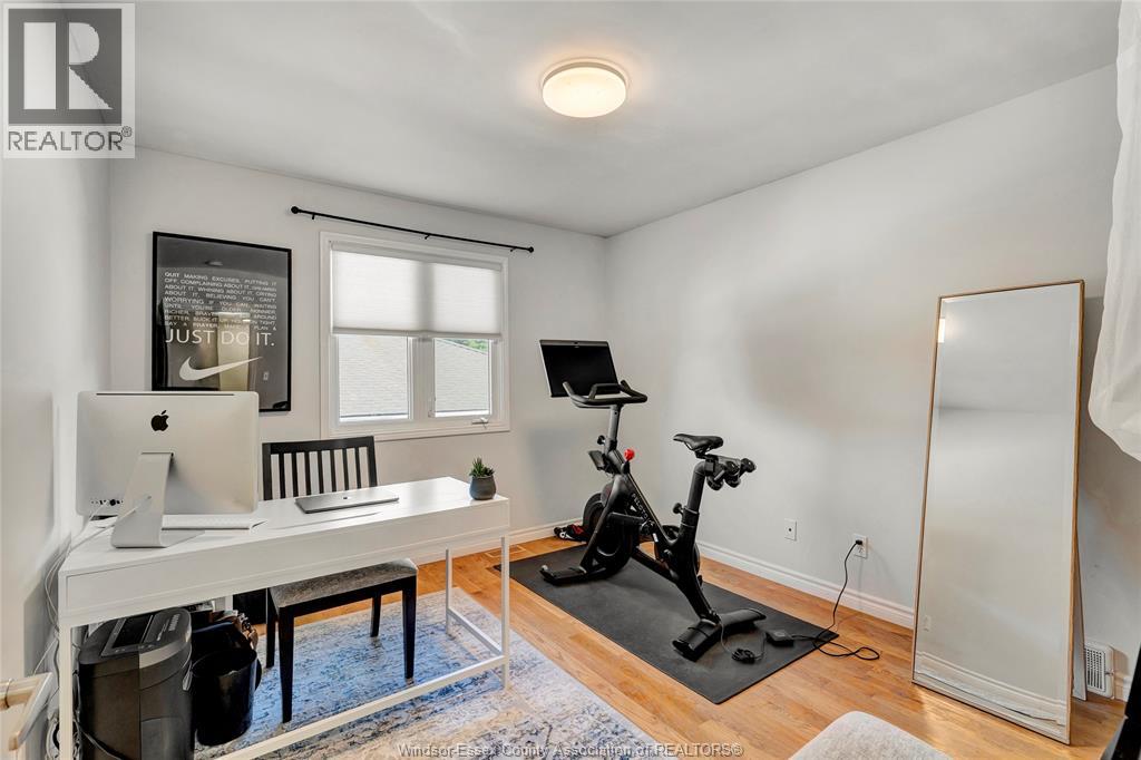 7730 MALDEN ROAD - Image 23