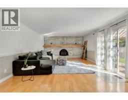 Living room - 7730 Malden Road, Lasalle, ON N9J2V2 Photo 15