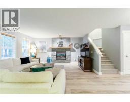 43 Elgin Drive SE - photo 4