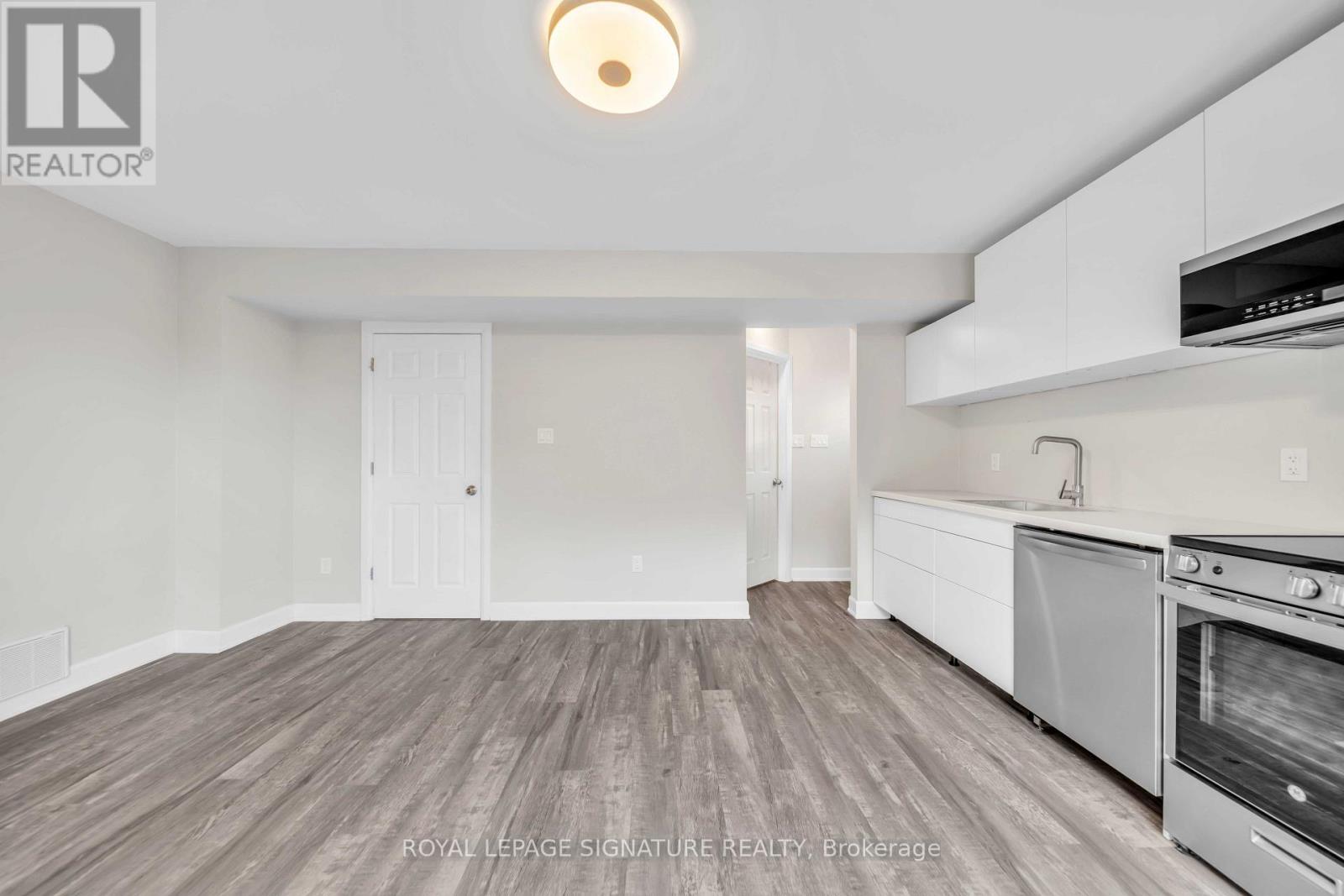 49 Snowcrest Avenue, Toronto, ON photo 25