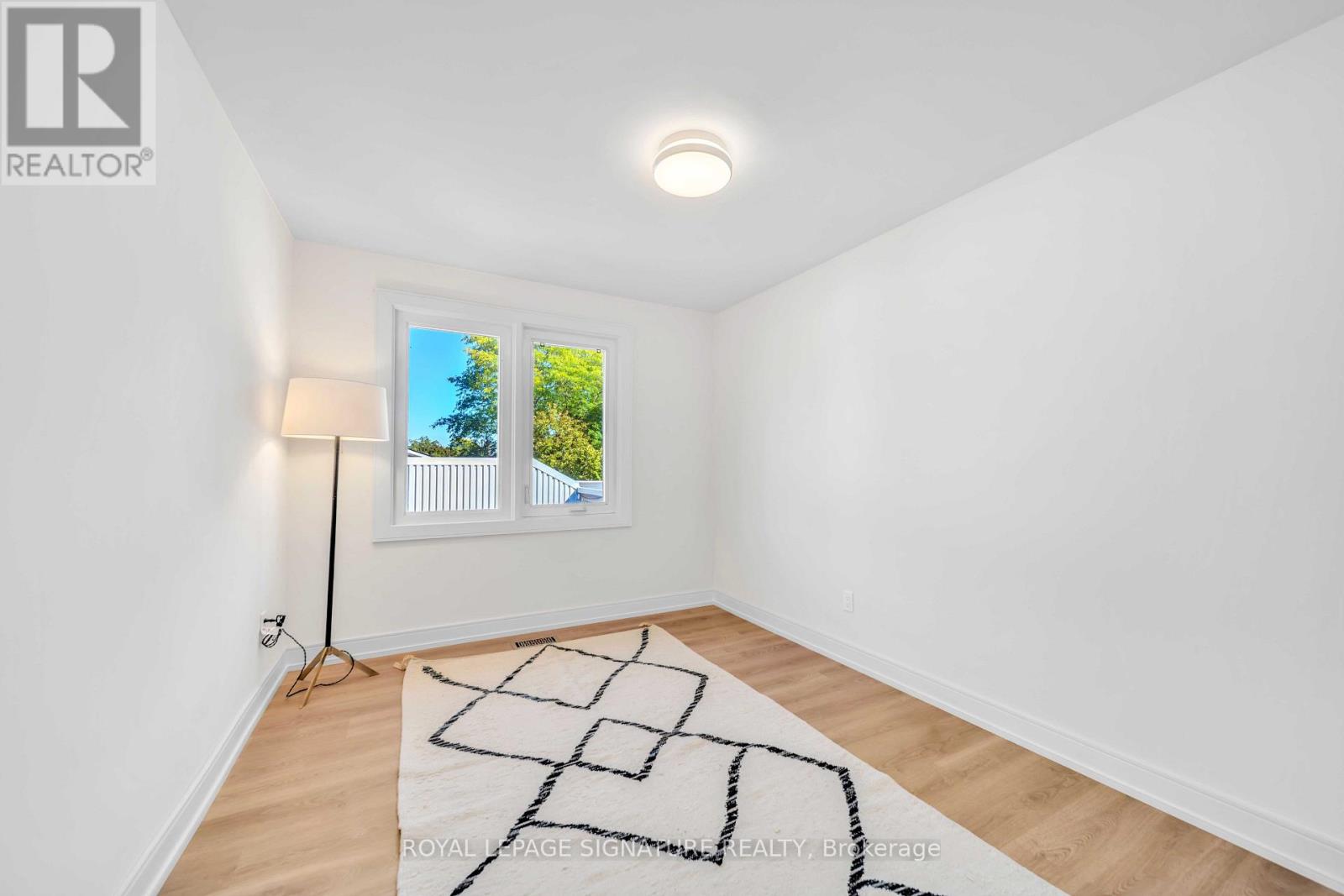 49 Snowcrest Avenue, Toronto, ON photo 18
