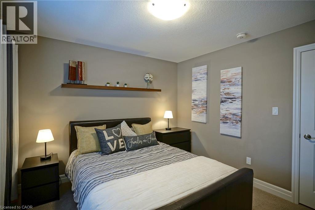113 HALLIDAY Drive - Image 23