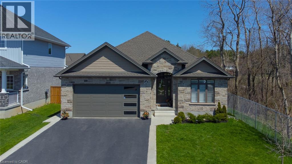113 HALLIDAY Drive - 2