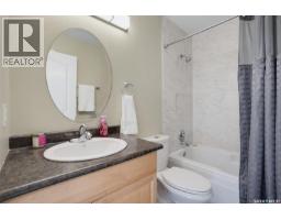 2018 8th Street, Rosthern, SK S0K3R0 Photo 22