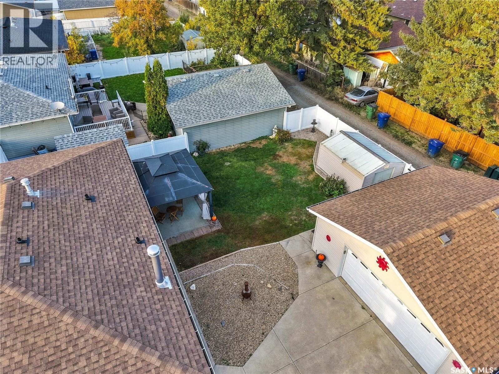 1311 Queen CRESCENT - 40