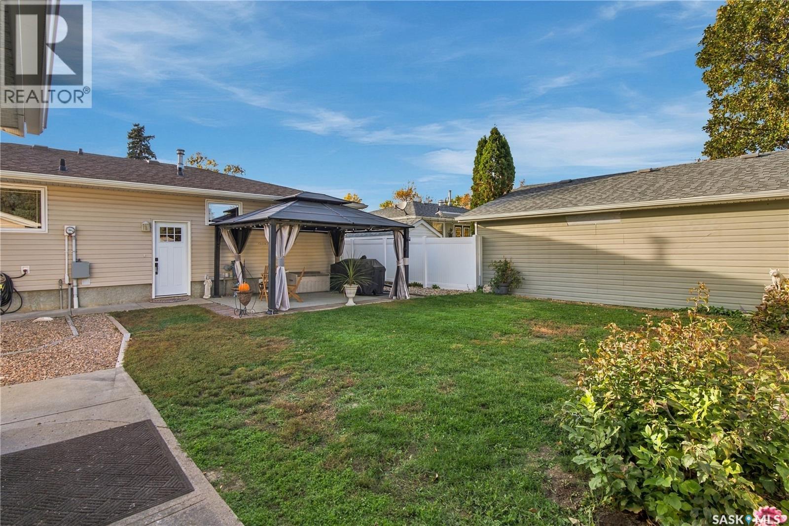 1311 Queen CRESCENT - 42