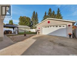 1311 Queen Crescent, Moose Jaw, SK S6H3G5 Photo 38