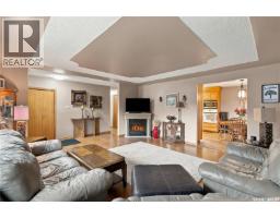 3pc Bathroom - 1311 Queen Crescent, Moose Jaw, SK S6H3G5 Photo 7