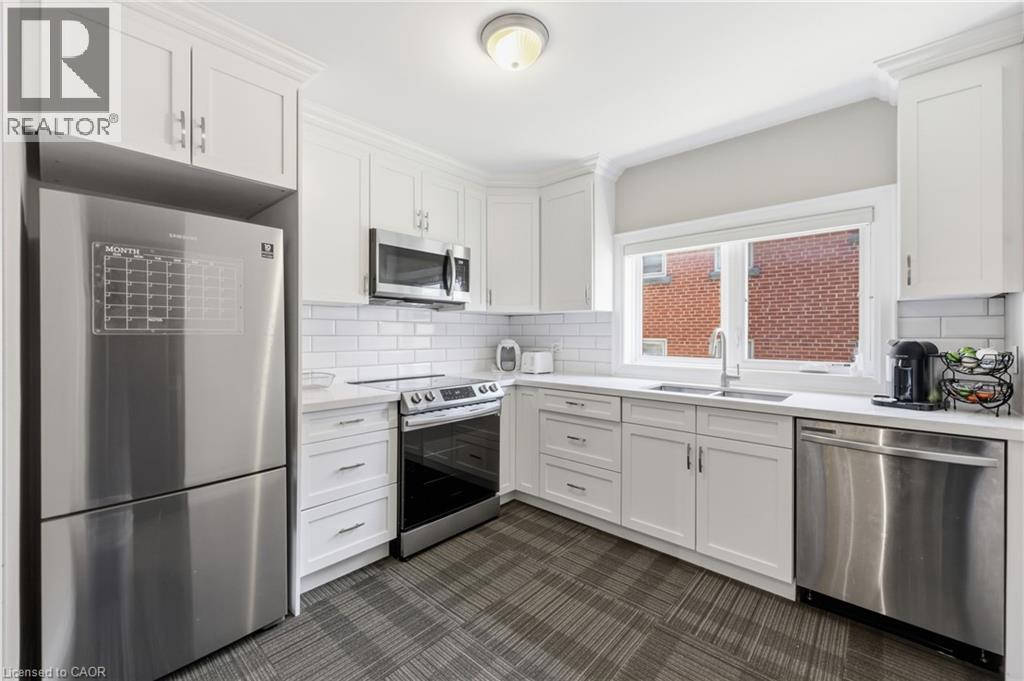 58 King Street West — photo 28