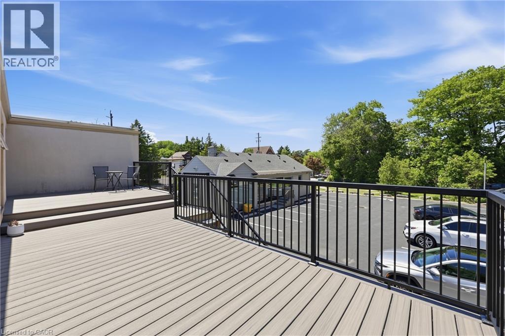 58 King Street West — photo 47