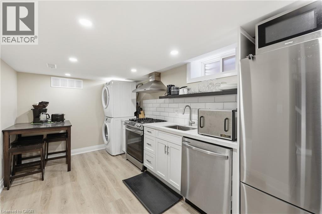 58 King Street West — photo 37