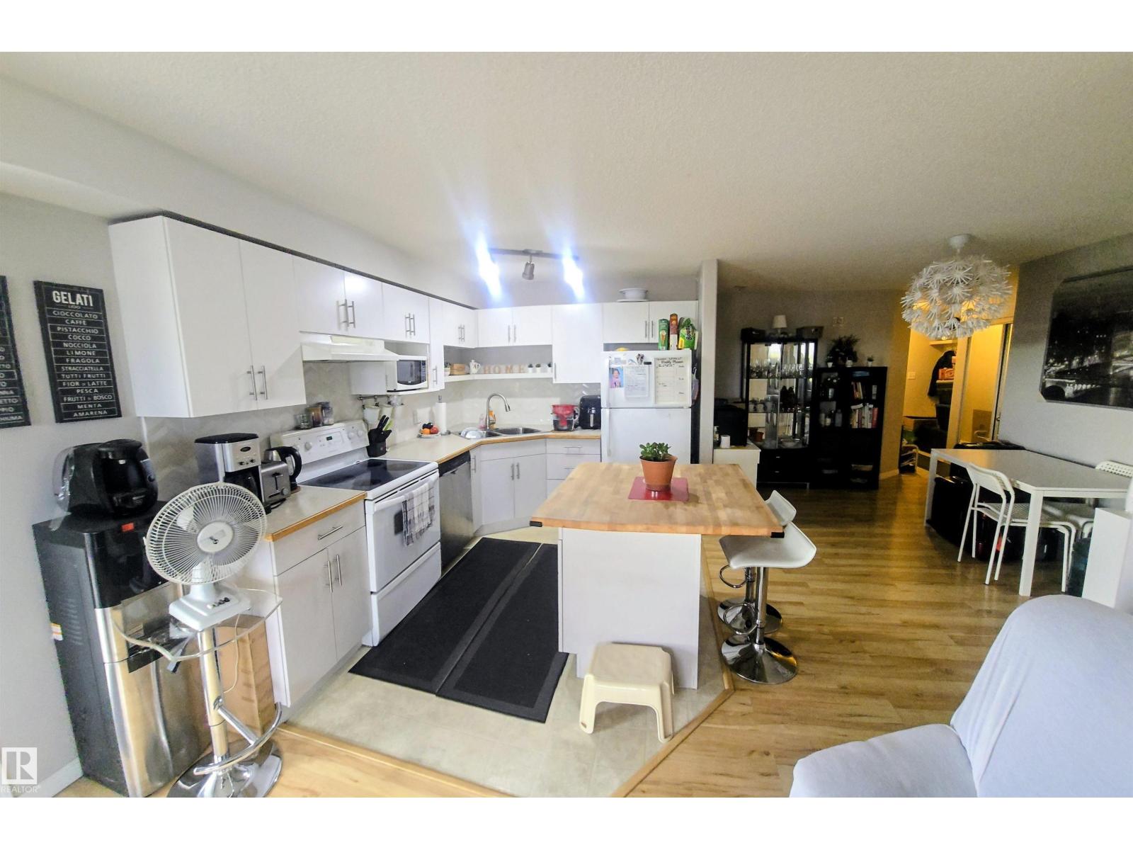 #502 11325 83 ST NW - 4