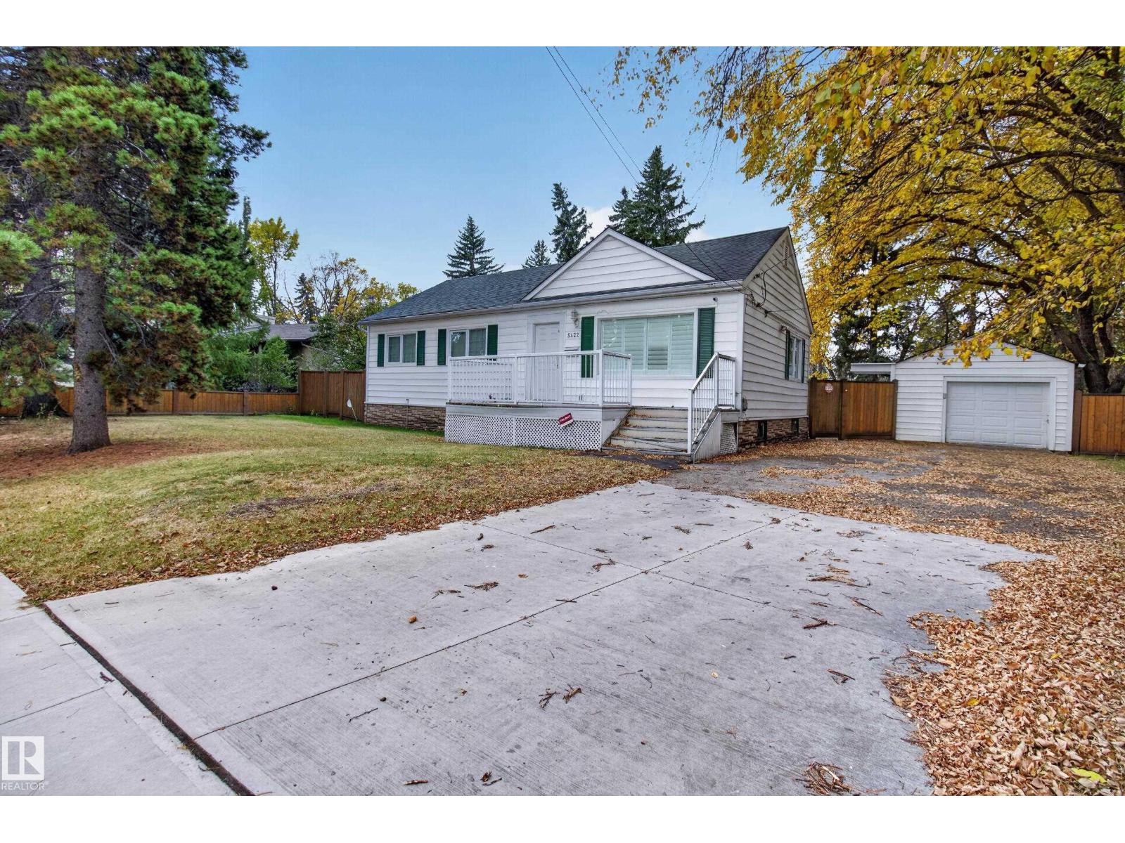 5422 110 ST NW - 1
