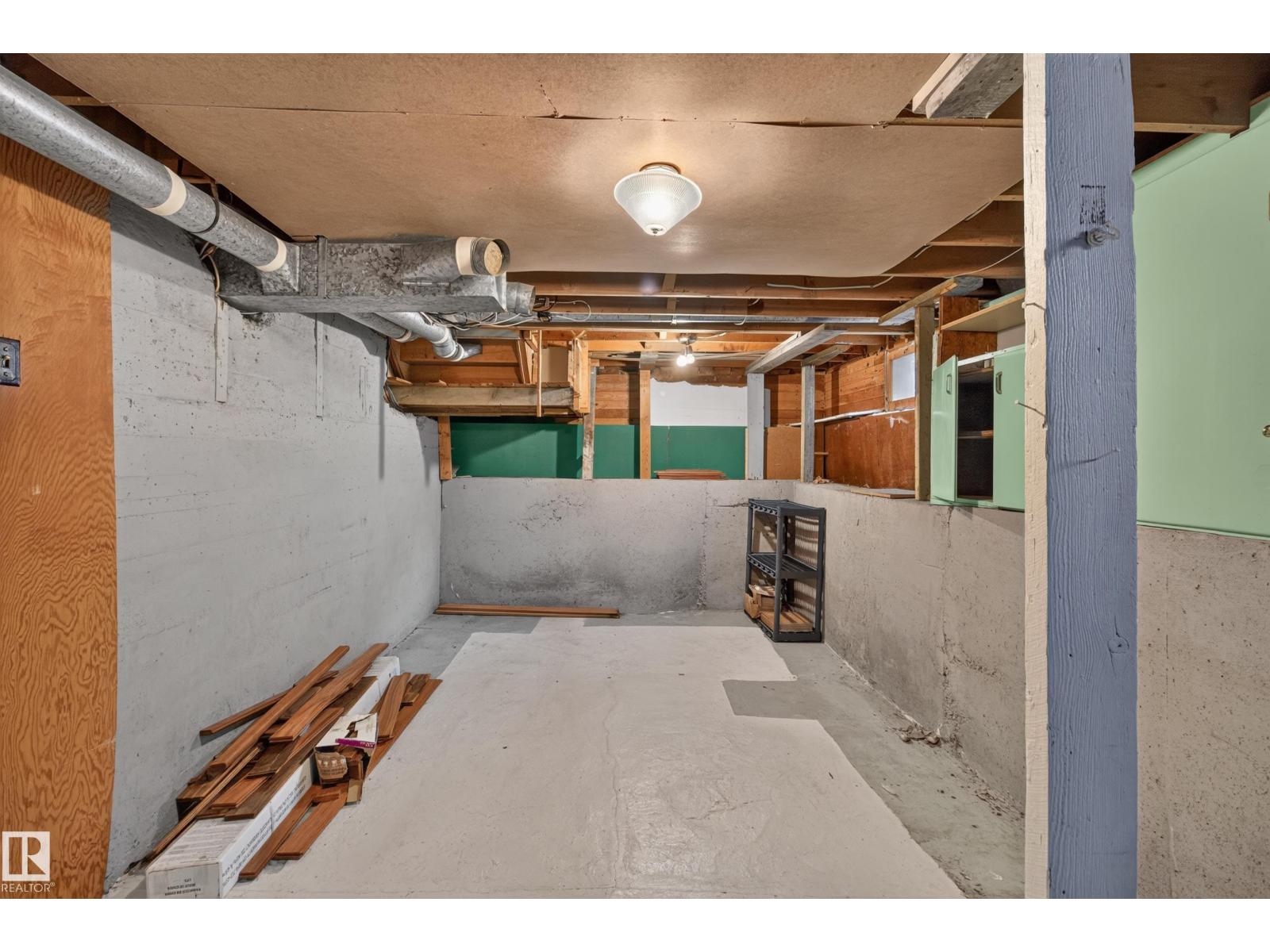 5422 110 Street NW, Pleasantview (Edmonton) — photo 25 of 30: Property photo