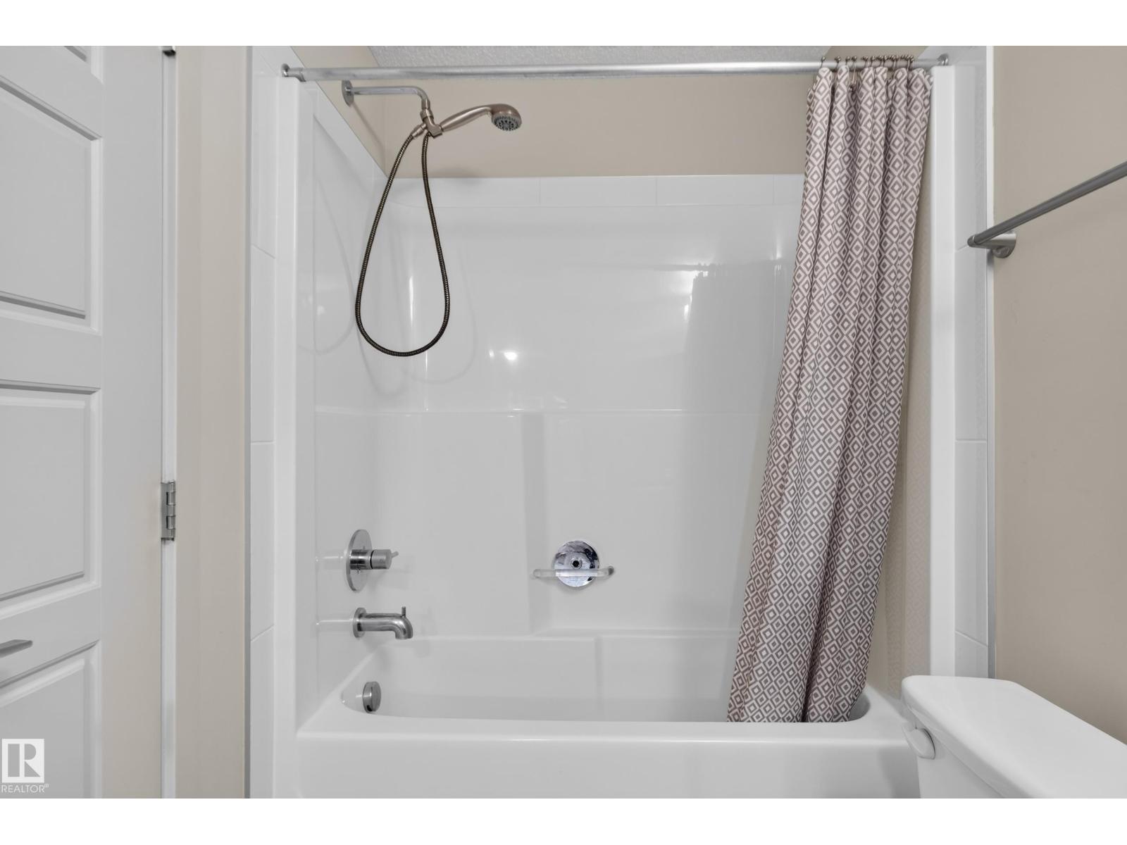 #113 – 5510 Schonsee Drive NW, Schonsee — photo 28 of 30: Property photo