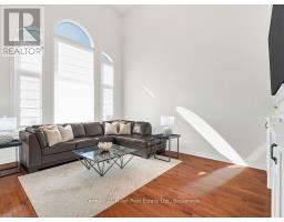 Family room - 2380 Gladacres Lane, Oakville, ON L6M0G4 Photo 12
