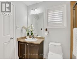 2380 Gladacres Lane, Oakville, ON L6M0G4 Photo 32