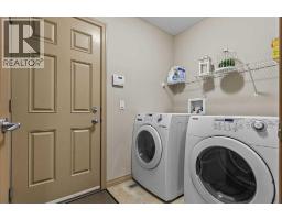 4pc Bathroom - 149 Everwoods Close Sw, Calgary, AB T2Y5A6 Photo 16