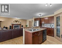 Bedroom - 149 Everwoods Close Sw, Calgary, AB T2Y5A6 Photo 11