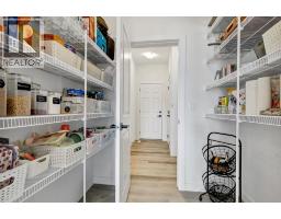 223 Chelsea Heath - photo 9