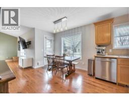90 Parklane Drive - photo 14