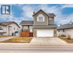 90 Parklane Drive - photo 1