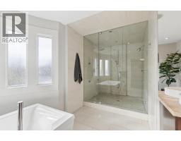 1904 50 Avenue SW - photo 39