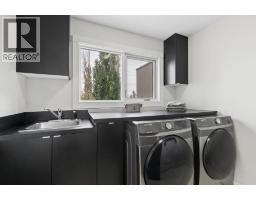 1904 50 Avenue SW - photo 26