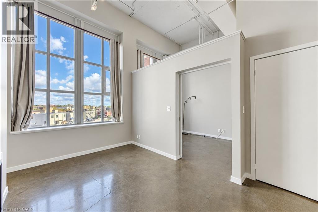404 King Street West — photo 19