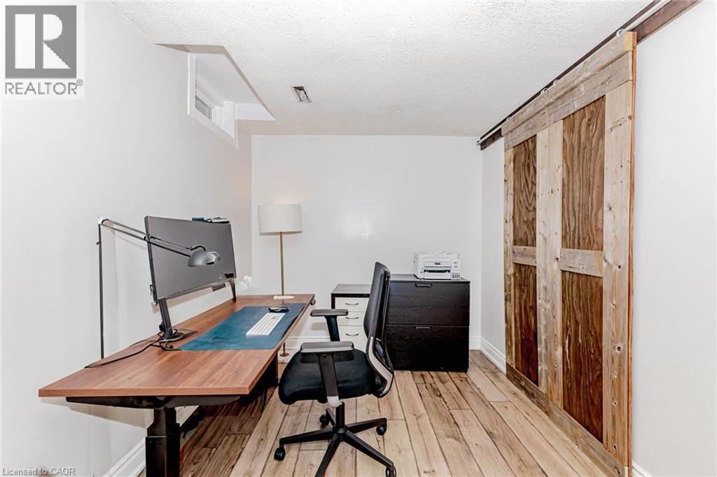 2038 Chrisdon Road — photo 32