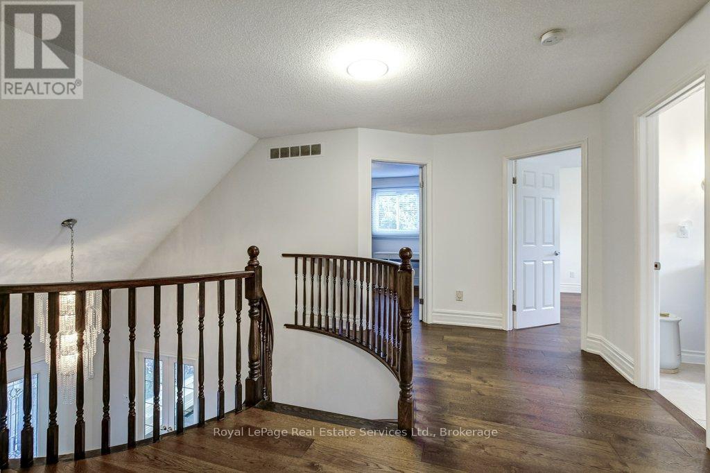 22 Daffodil Crescent — photo 22