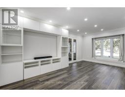 Family room - 22 Daffodil Crescent, Hamilton, ON L9K1C8 Photo 8