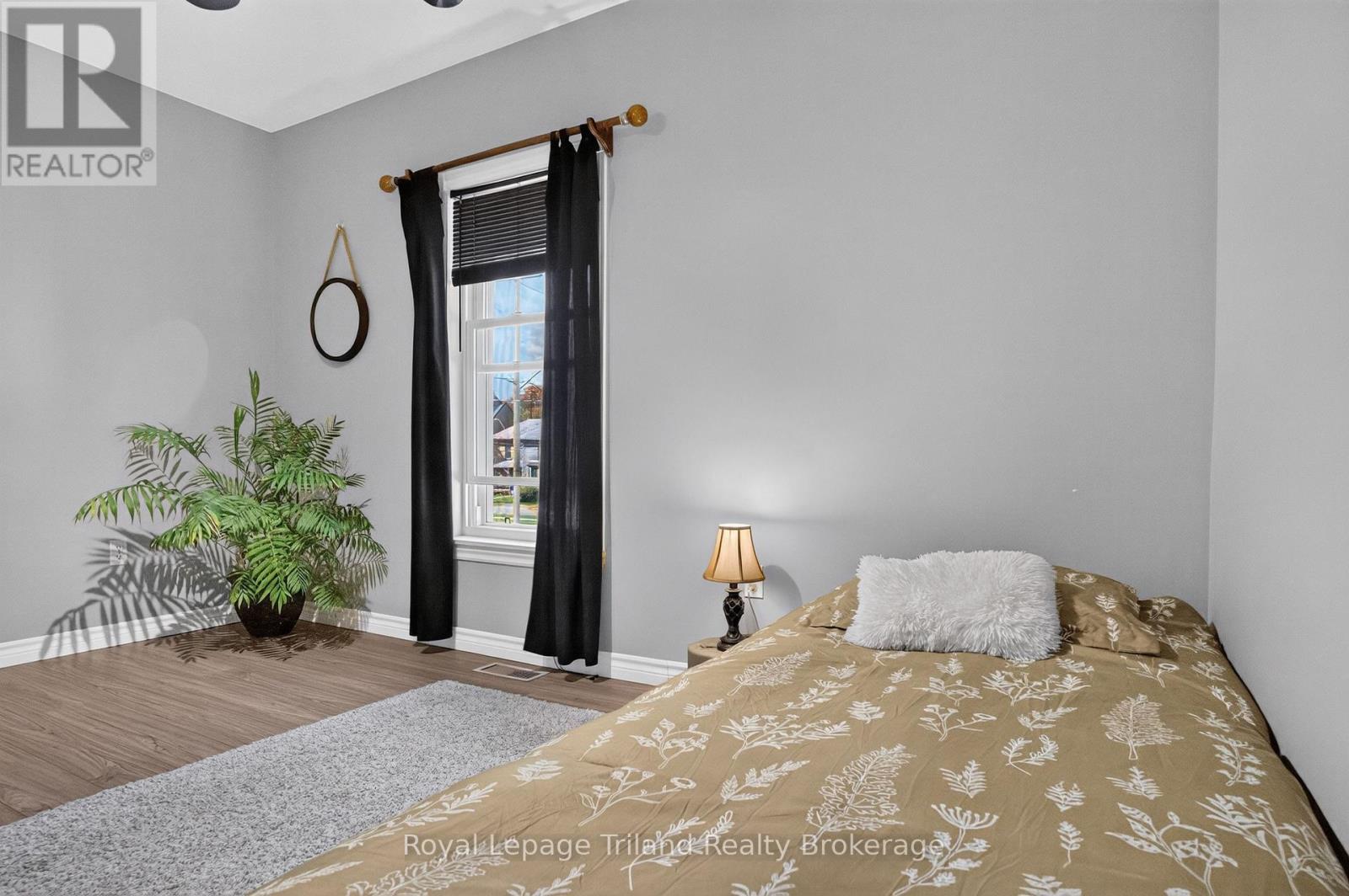 14 ELGIN STREET W - Image 24