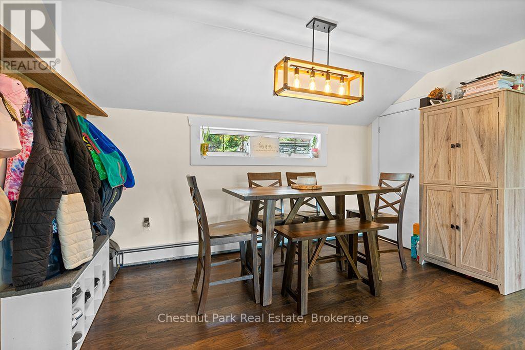 2096 3RD AVENUE W - 11