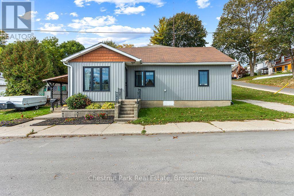 2096 3RD AVENUE W - 2