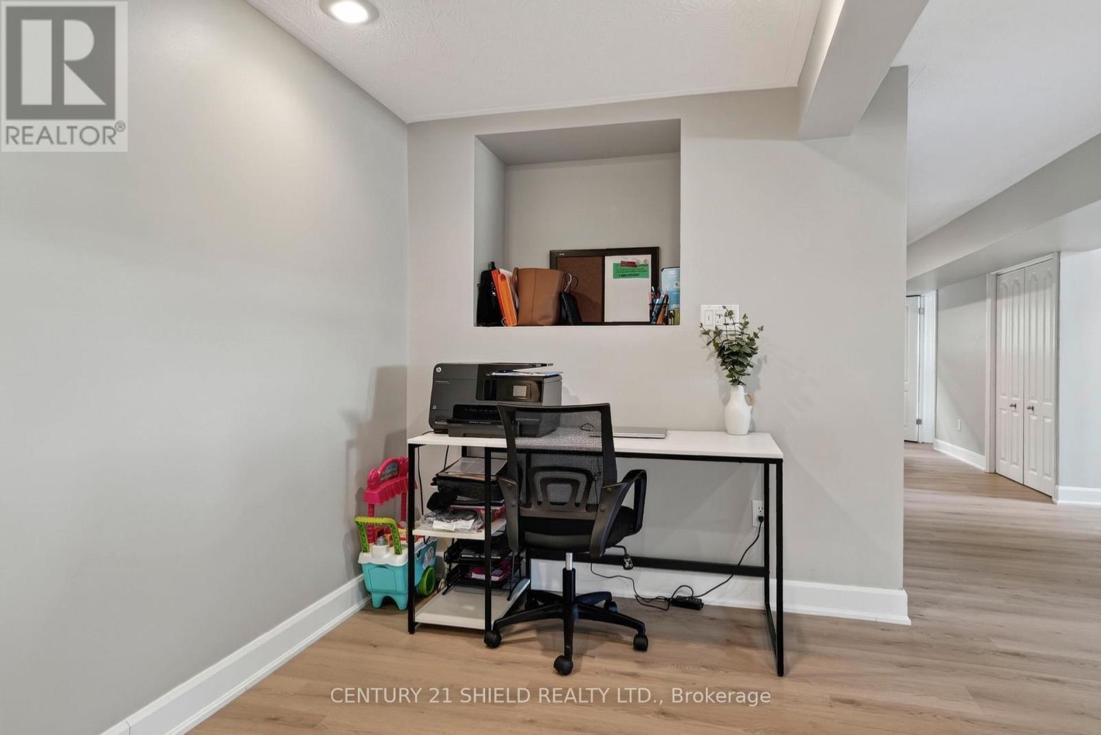 1810 Alguire Street — photo 26