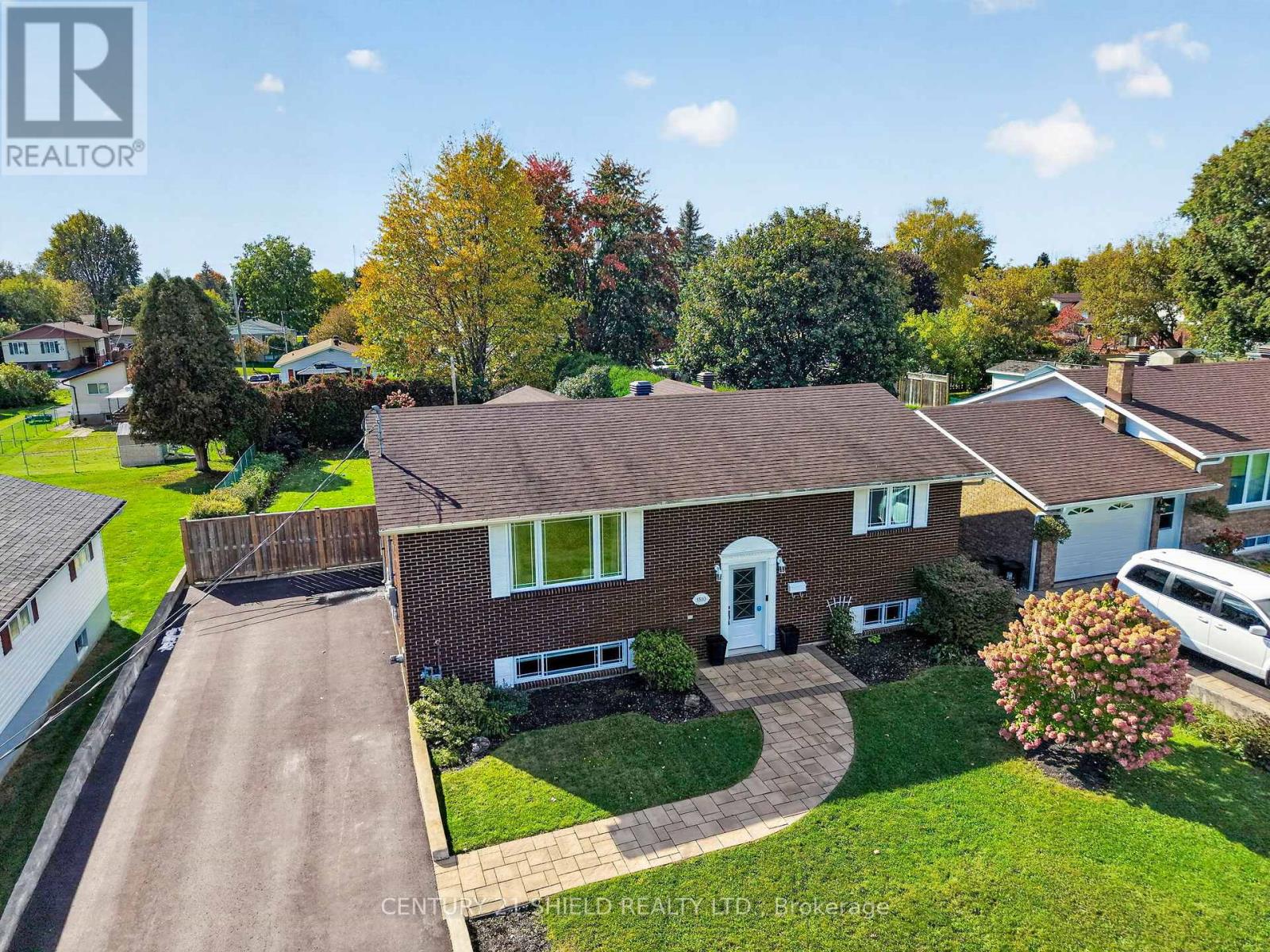 1810 ALGUIRE STREET - 3