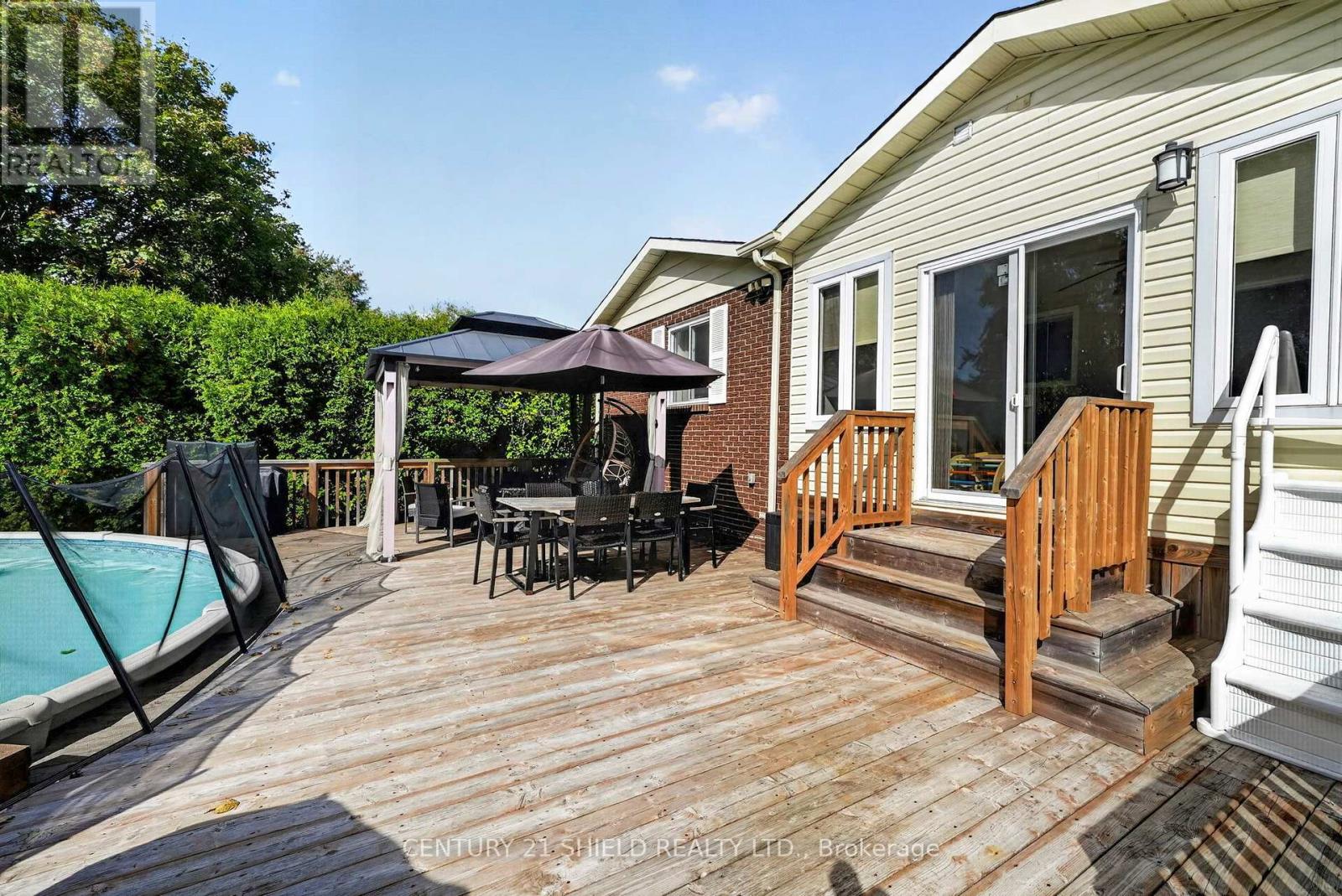 1810 Alguire Street — photo 37