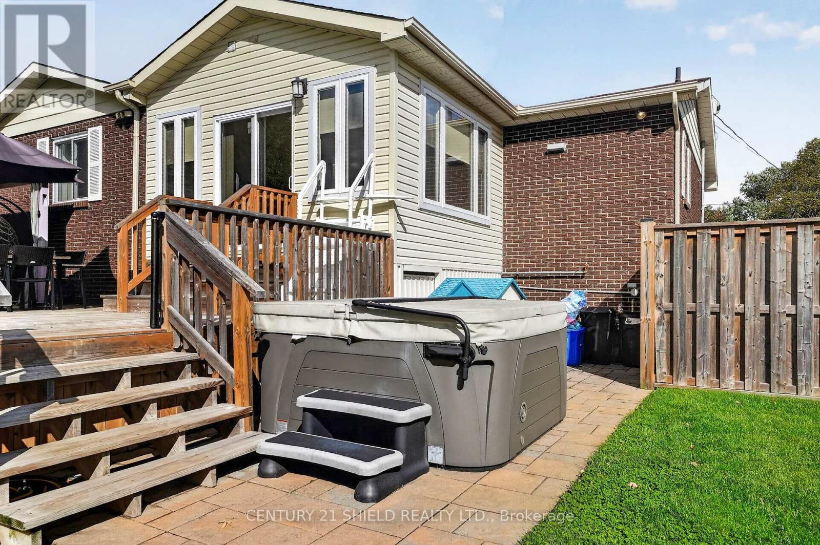 1810 Alguire Street — photo 40