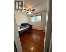 1623 Rouleau Crescent SE - photo 15