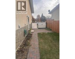 4207 54 Avenue, Innisfail, AB T4G1K4 Photo 29